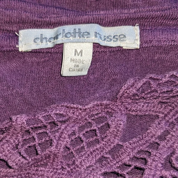 5/$25 Vintage Style Purple Crochet Sleeve Top Size Medium - Picture 5 of 5